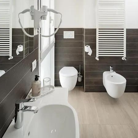 Hotel Mary 3*