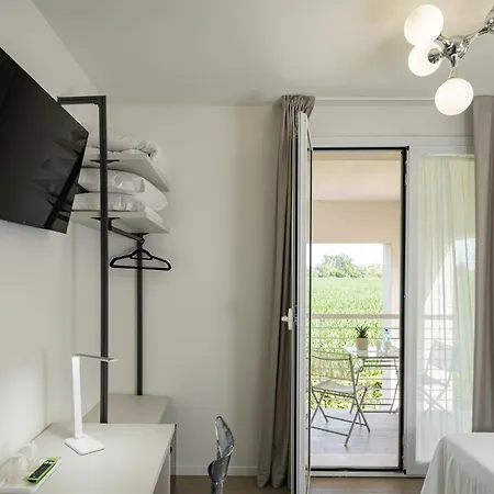Hotel Mary